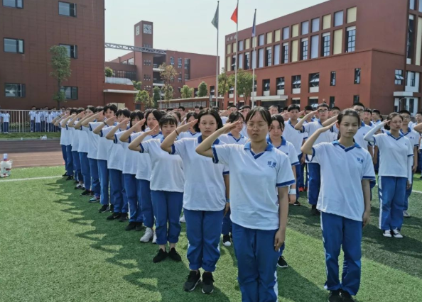 全国中学排行榜出炉，衡水中学不是榜首，前五有两所都在湖南省