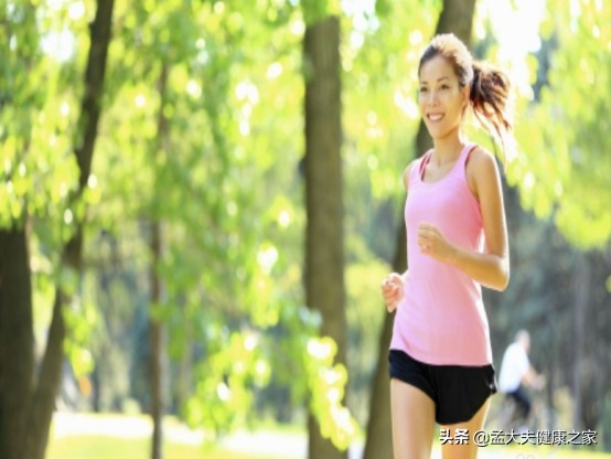 尿酸高，如何让尿酸排出体外？总结3个办法，实用有效