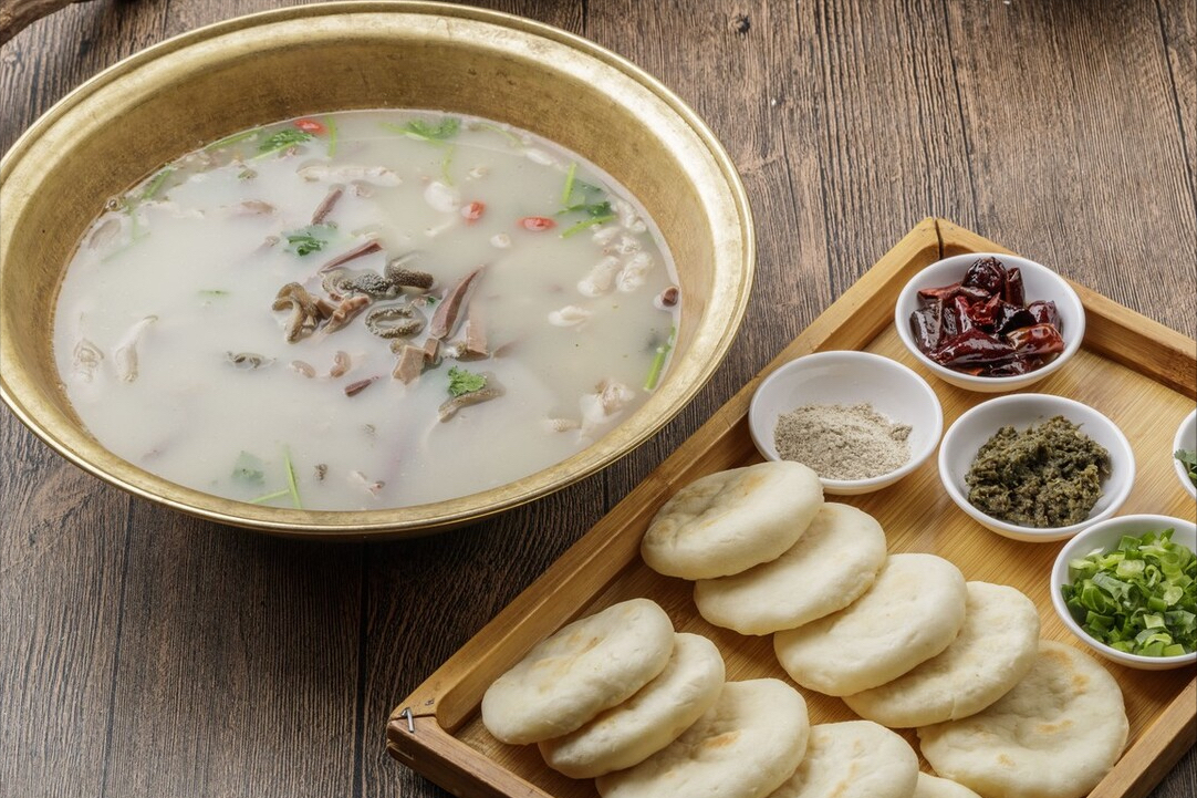 如何制作美味羊肉汤及全国各地特色羊汤推荐