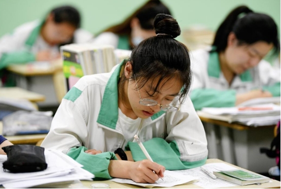 2021高考，河南考生600分都上不了211？看到真实数据，真有点残酷