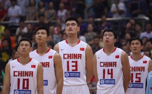 为什么延迟nba(王治郅技术不亚于姚明，实力完胜阿联，为何最终却没能立足NBA？)