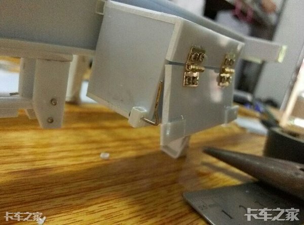 自己动手制作挂车模型，这就是我爱卡车的方式