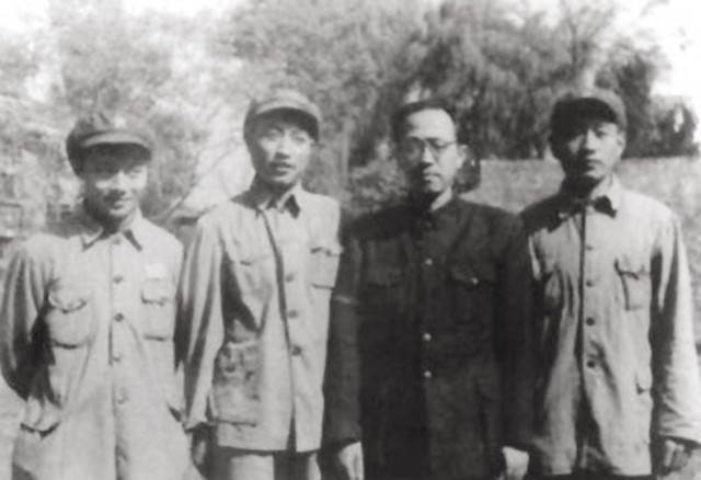 1955年授军衔，十位大将都担任什么职务？职务最高的是谁？