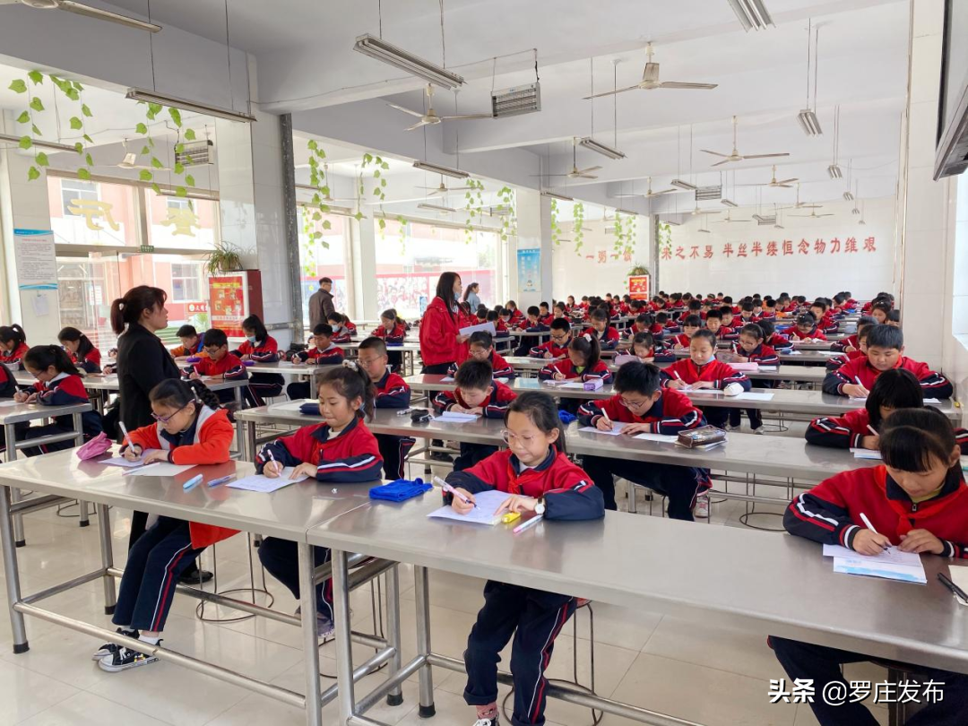 解难题、促建设！快看！罗庄区长又深入哪个重点项目工地现场办公！来了，罗庄新闻直通车