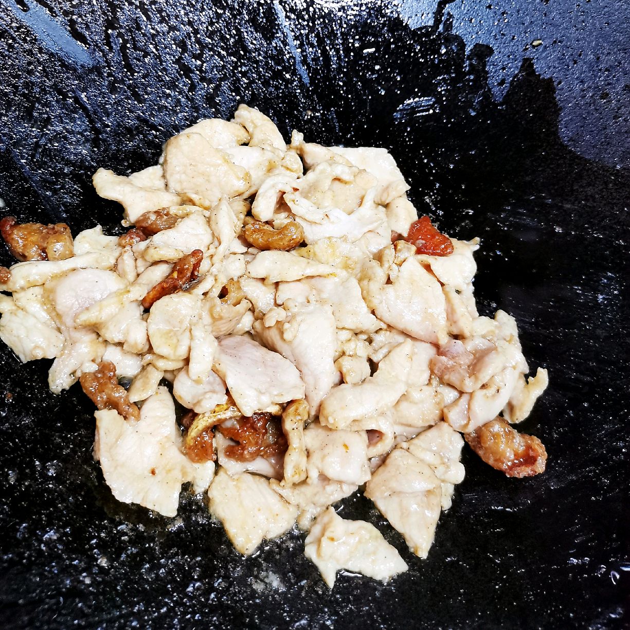葱爆肉的家常做法（酱香浓郁超下饭的家常菜）