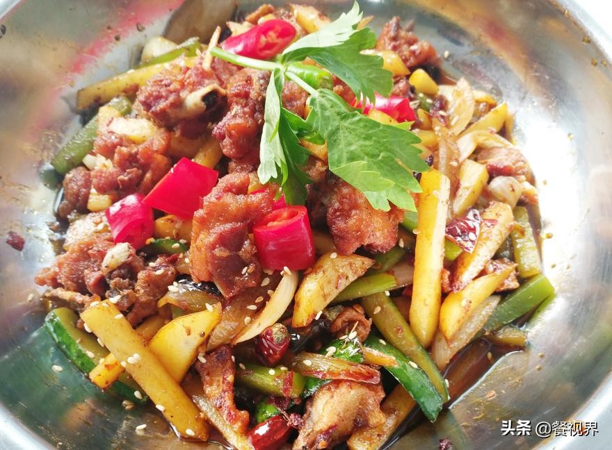 干锅小吃培训机构哪里好？不受任何牵制独立经营店铺