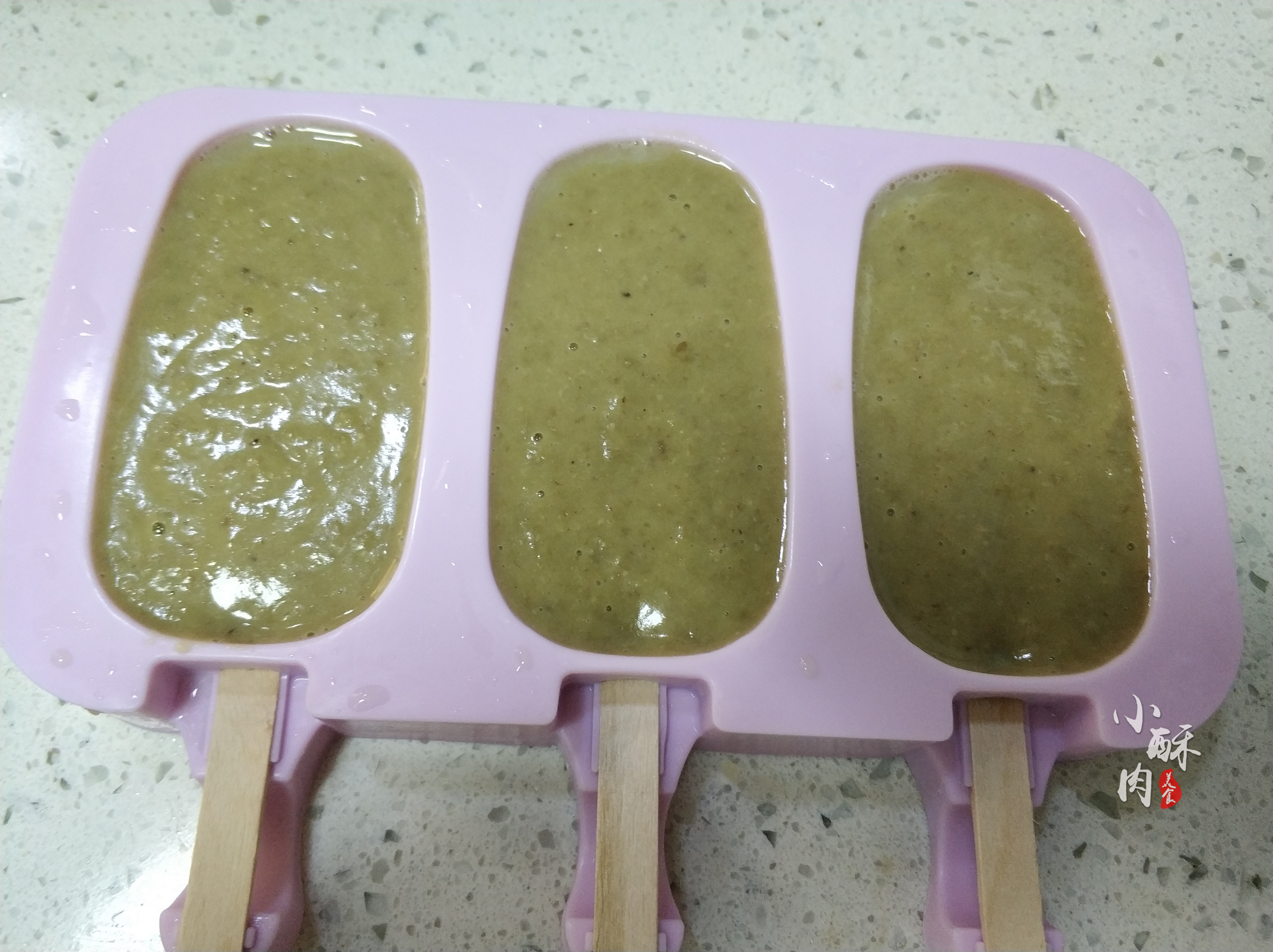 蒙牛绿色心情雪糕怎么做（教你奶香绿豆雪糕的做法）(8)