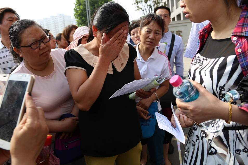 “高考四百分有什么用”，考生含泪哭诉，拼命学习跟200分没区别