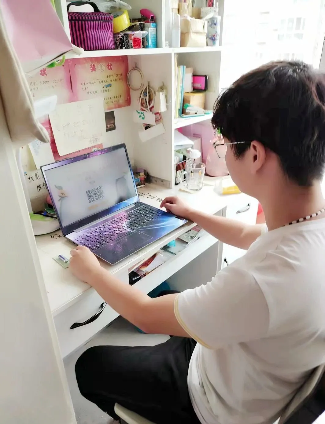 老师化身“主播”？快看过来，新学期网课开始啦