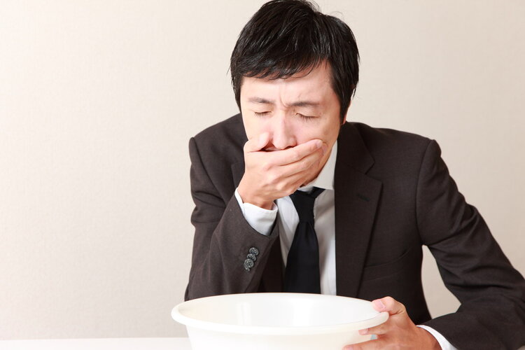 降糖“神药”二甲双胍，被曝出含有致癌物？还能不能吃了？