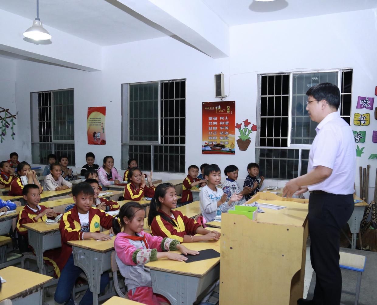 选好学校不如选好专业，十年后持续吃香的五个专业，这才是硬核
