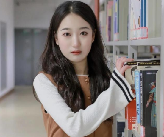 中南大学再现学霸寝室，4位美女姐姐保研名校，颜值气质也在线