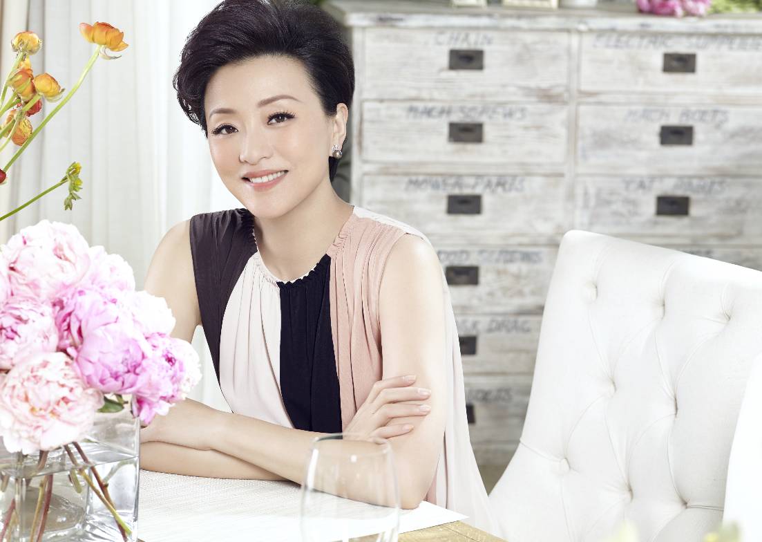 一组校花的照片火了：从小学到大学，哪个时期的校花惊艳了众人？