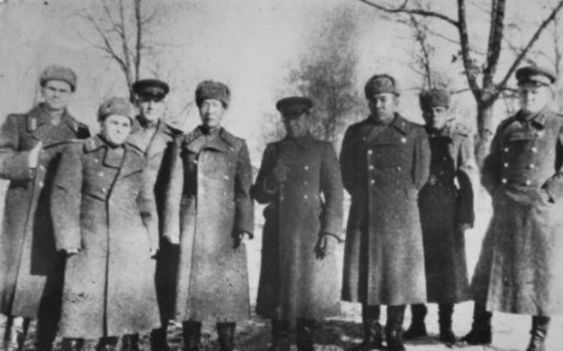 1946年抗联领导人李兆麟被混血女谍残害，喝完毒茶后身中7刀牺牲
