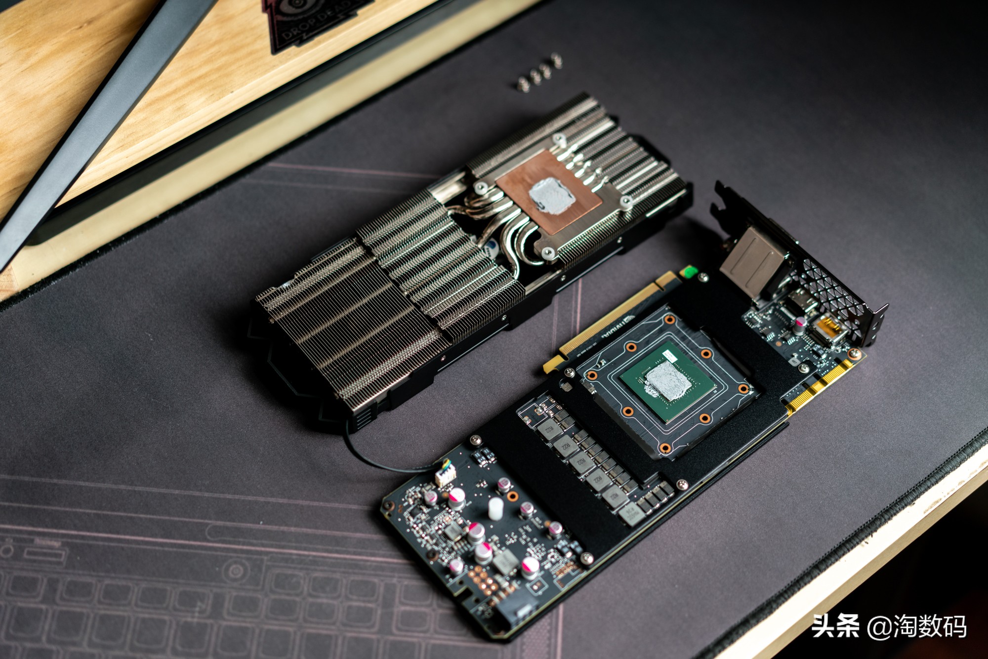 头铁入手￥1799的GTX1080显卡，先拆再测保平安，还一年保修