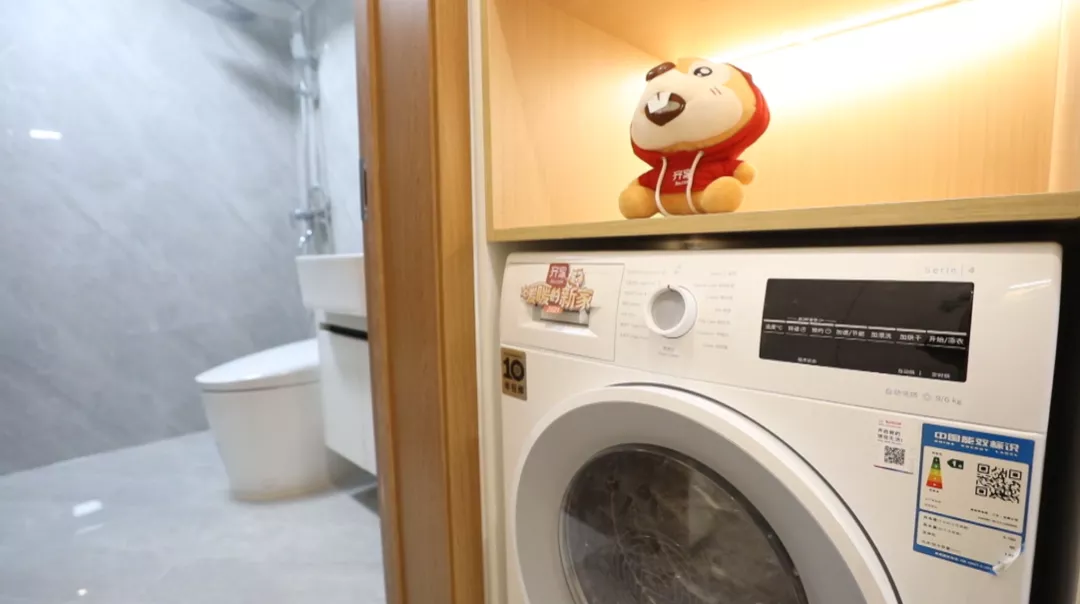 这房子暗得我看不下去了！改造之后变八口阳光之家