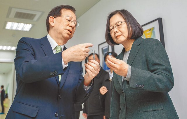台湾自研”高端“疫苗到底能不能成功？