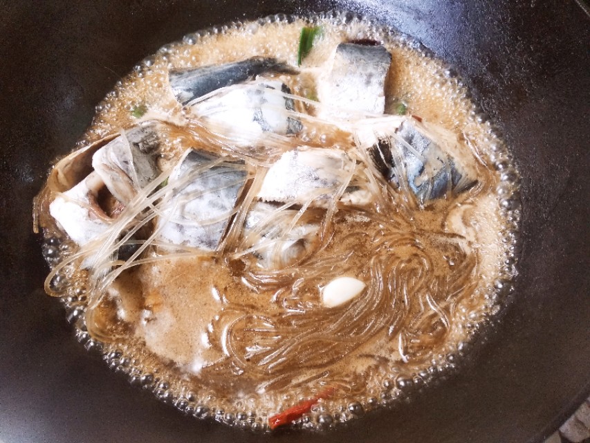 炖鲅鱼腥、易碎，七十岁的老渔民教你这么炖:鱼肉不碎，不腥味美