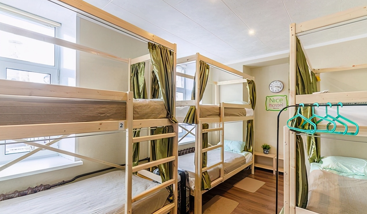 大学宿舍的5种规格，4人间幸福指数最高，你的宿舍是哪种规格？