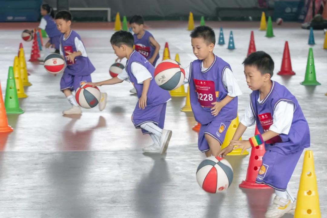 平阳哪里有打篮球比赛场(开赛！震撼！——2021温州市第五届ZBA幼儿篮球邀请赛圆满结束)