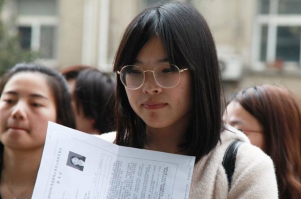 中考300分能上普高吗？有智慧的家长会这么办，考上大学不是梦