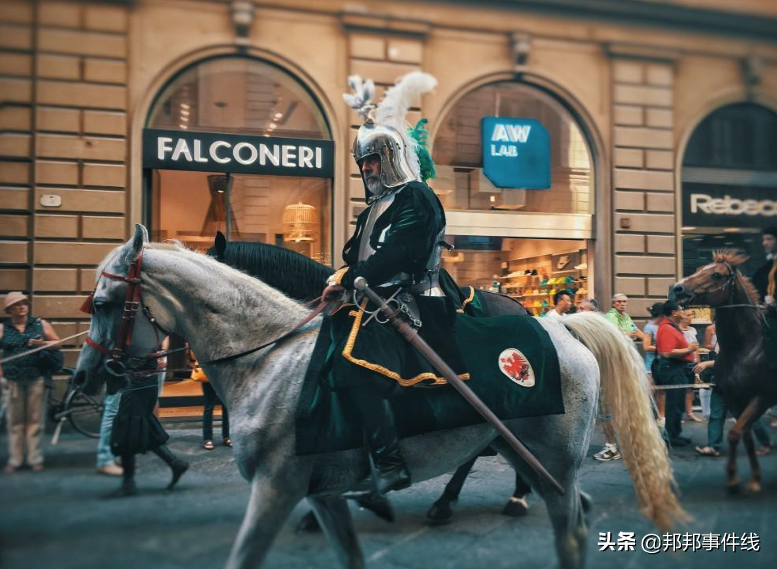 去了趟泰国，竟靠左侧开车，为什么有的国家靠左有的靠右？
