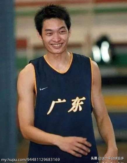 陈江华为什么不去nba(陨落的天才球星——陈江华，曾经中国男篮后卫的希望)