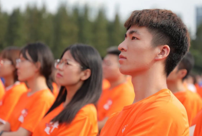 张杰毕业于哪所大学（张杰在上海大学任教）