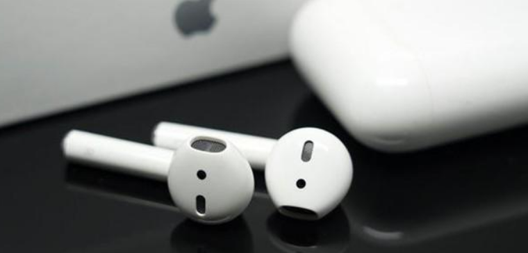 入手AirPods3代：相比第二代加强了低音，音质较为浑厚，续航更久