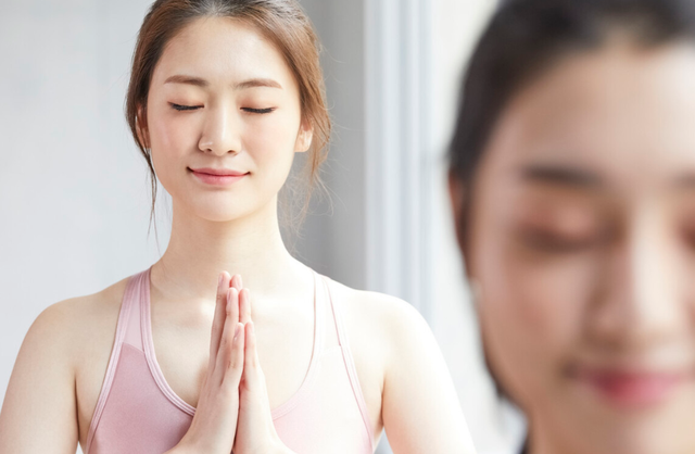 女性为什么会出现气血不足的问题？女性如何补气血？