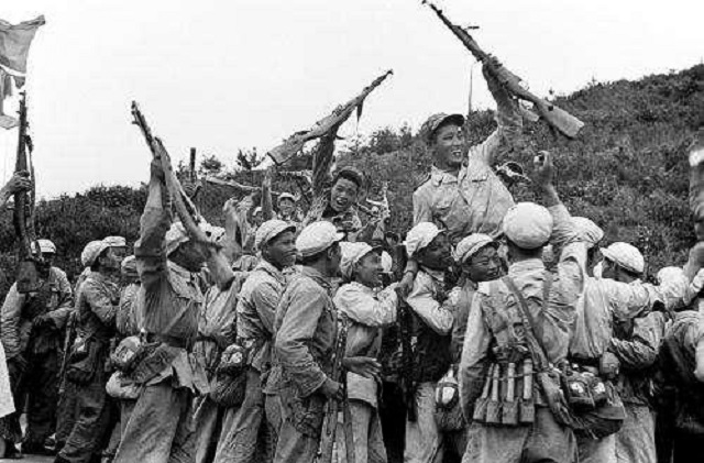 周总理的喝酒妙闻，一生醉酒三次，两次向毛主席检讨