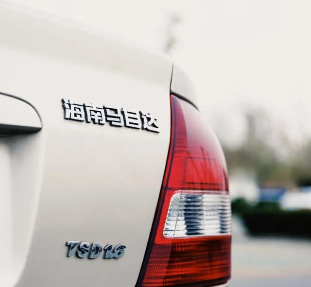 经济适用玩具车-海南马自达323