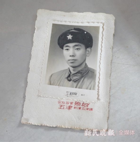 時(shí)隔51年，這對(duì)上海祖孫先后在天安門接受檢閱
