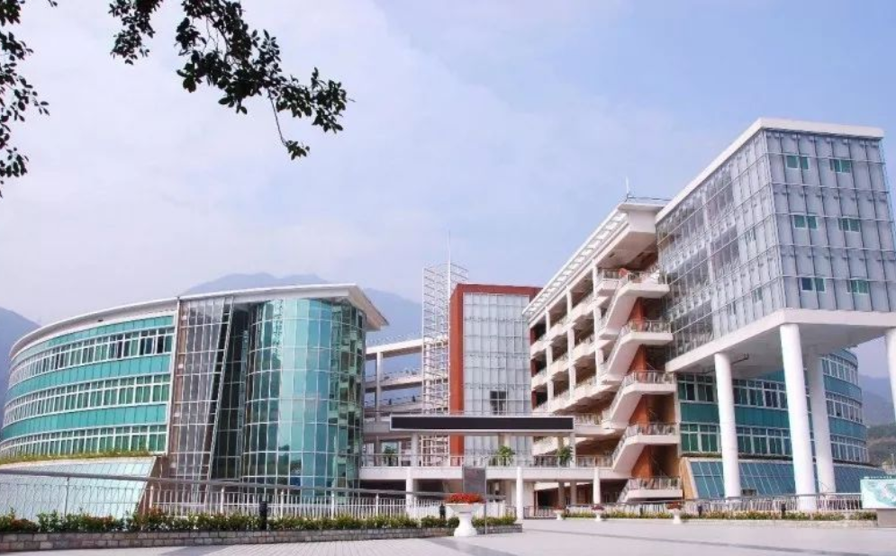 深外发布初中招生方案，“变”与“不变”有哪些？