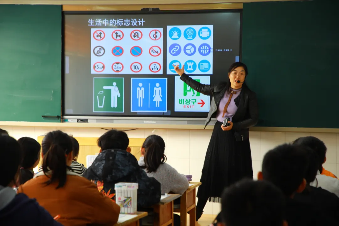 壽光圣城中學(xué)初中部:視導(dǎo)領(lǐng)航助成長(圖13) 壽光圣城中學(xué)初中部:視導(dǎo)領(lǐng)航助成長(圖13)