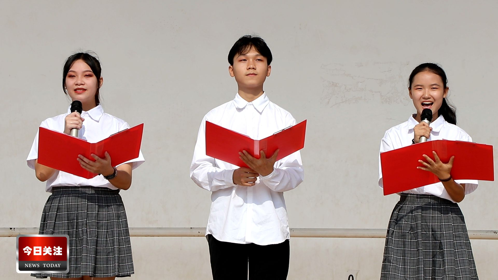 今日头条 |玉林实验中学举行庆祝2019年教师节暨优秀教师颁奖仪式