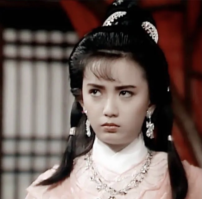 星星眼，鹅蛋脸，古装美女我只服这7位，看她们是如何惊艳四座的