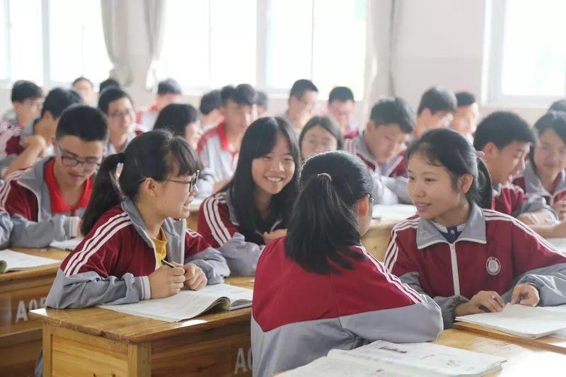 高中学科“难度系数”排行来了，数学不是榜首，物理只排第4？