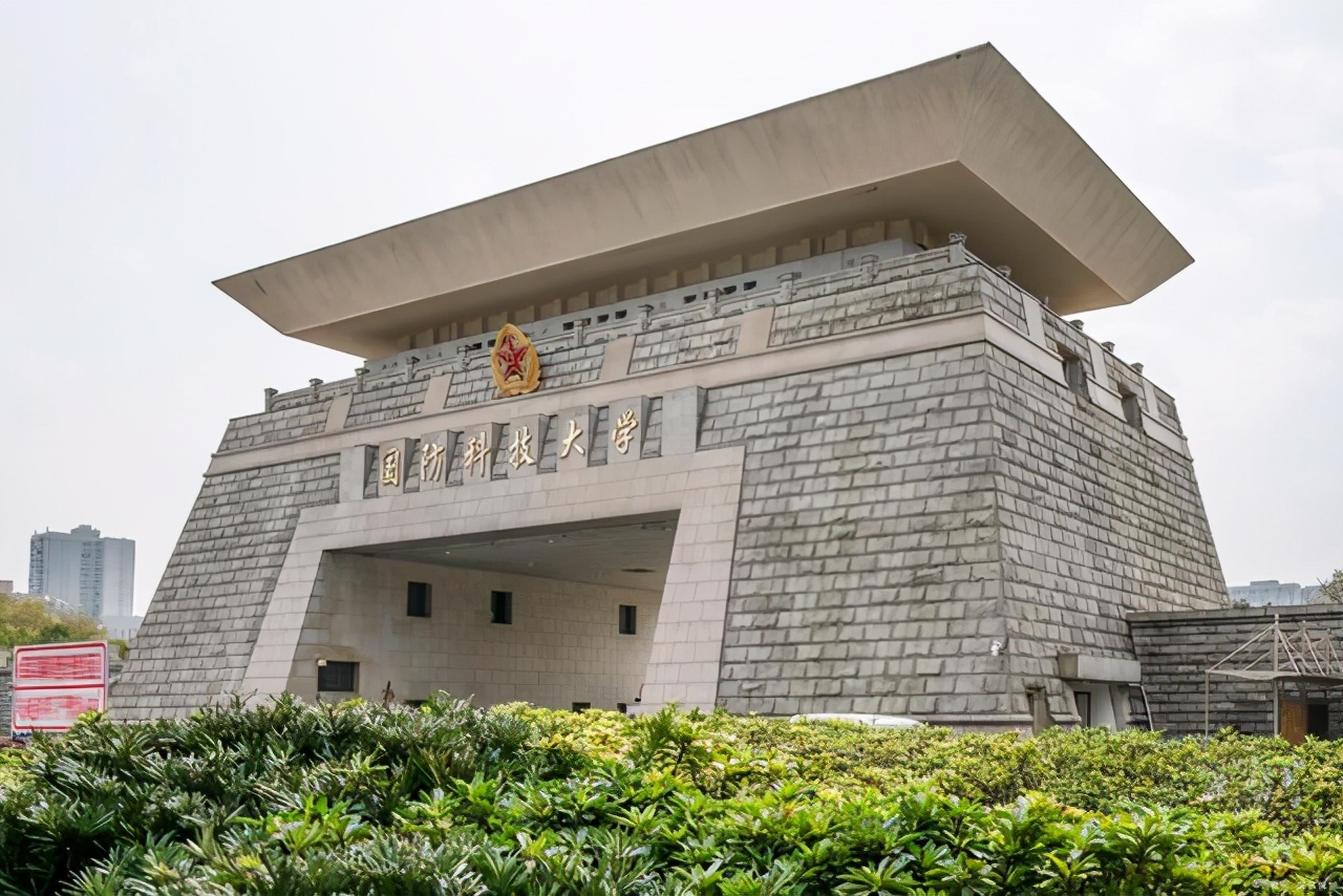 高考提前批即将报名，提前批有机会“低分上名校”，很多人不知道