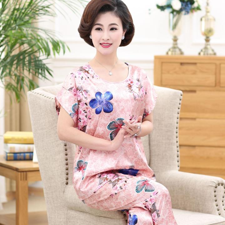 母亲节送什么礼物给妈妈比较好（母亲节应该送什么礼物）