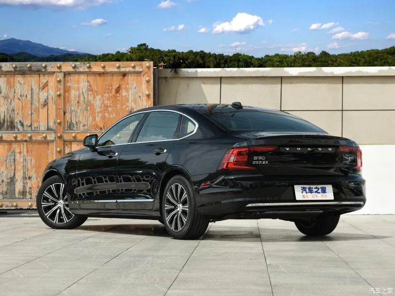 车长超5米，2.0T+8AT，沃尔沃S90选低配合适