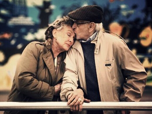 离异女遇到未婚男的"难以启齿":要不要告诉对方