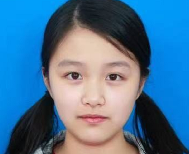 高中大学对比照丑变美（从初中到大学的）