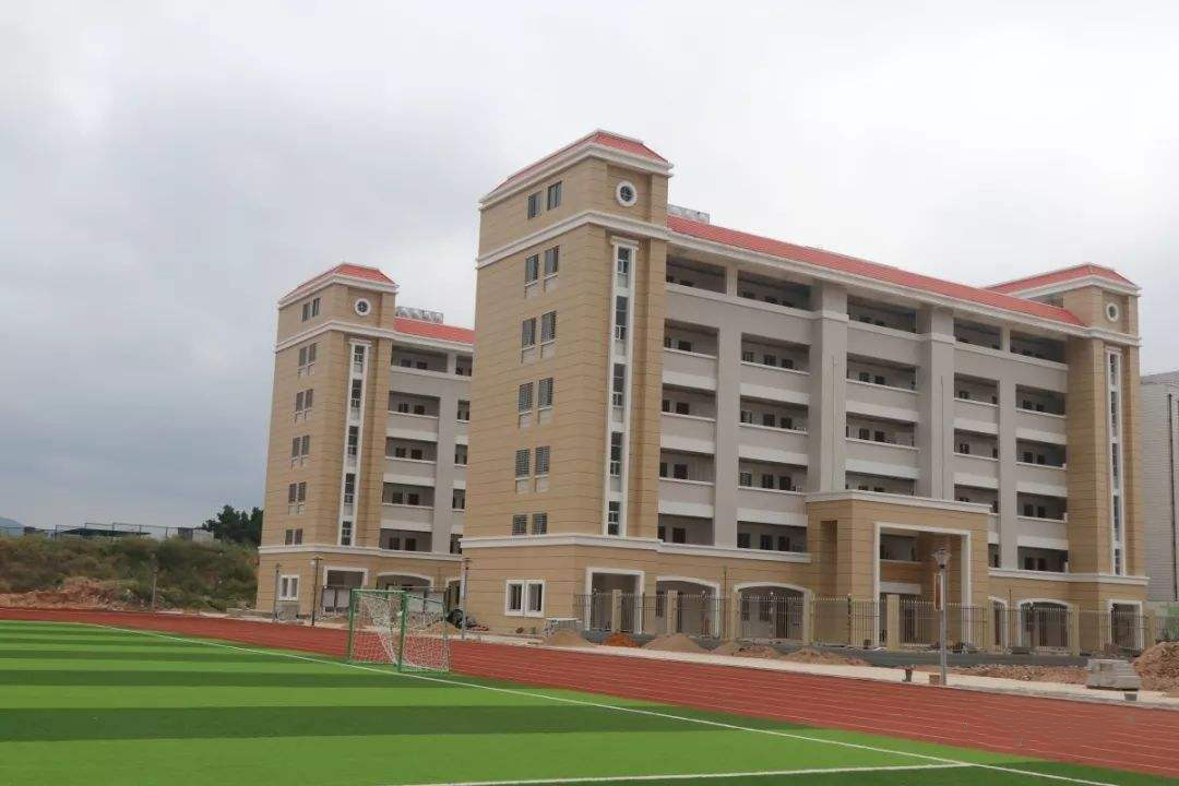 漳州一本上线率高的六所高中，漳浦一中榜上有名，值得中考生关注