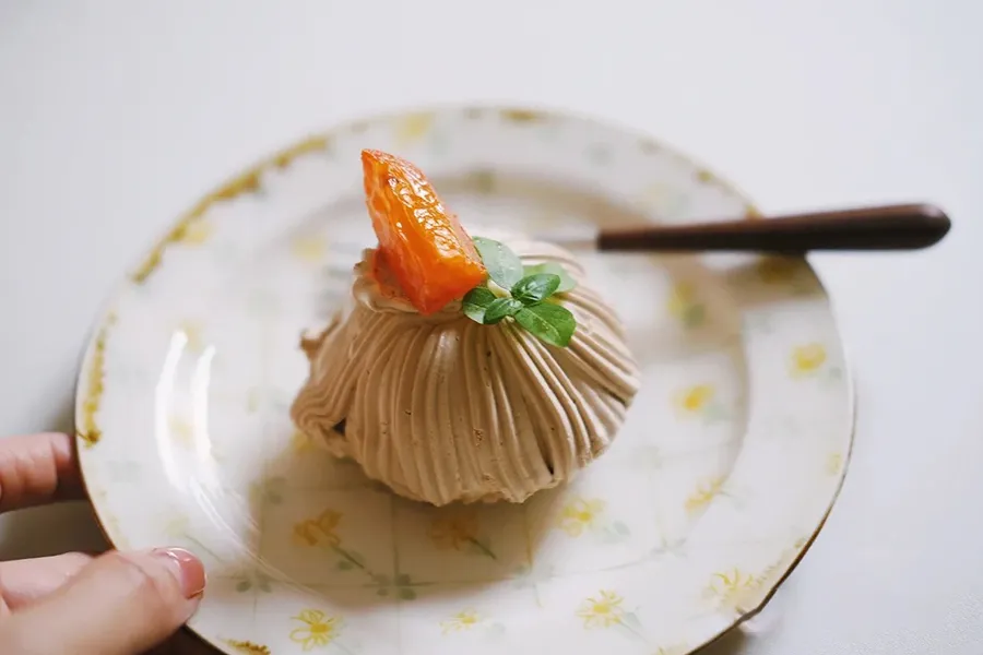 吃得好的张爱玲，在《第一炉香》里是怎么吃的？