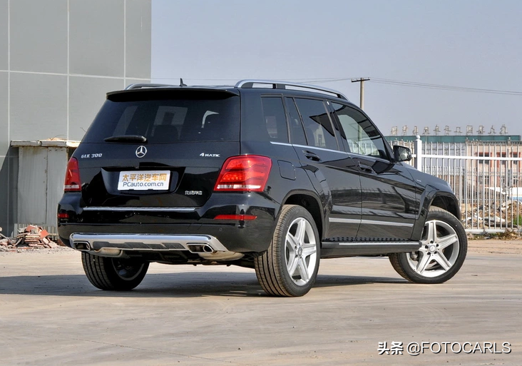 奔驰GLK300 3.0 V6顶配实拍，颜值喜人比进口便宜，为何却停产？