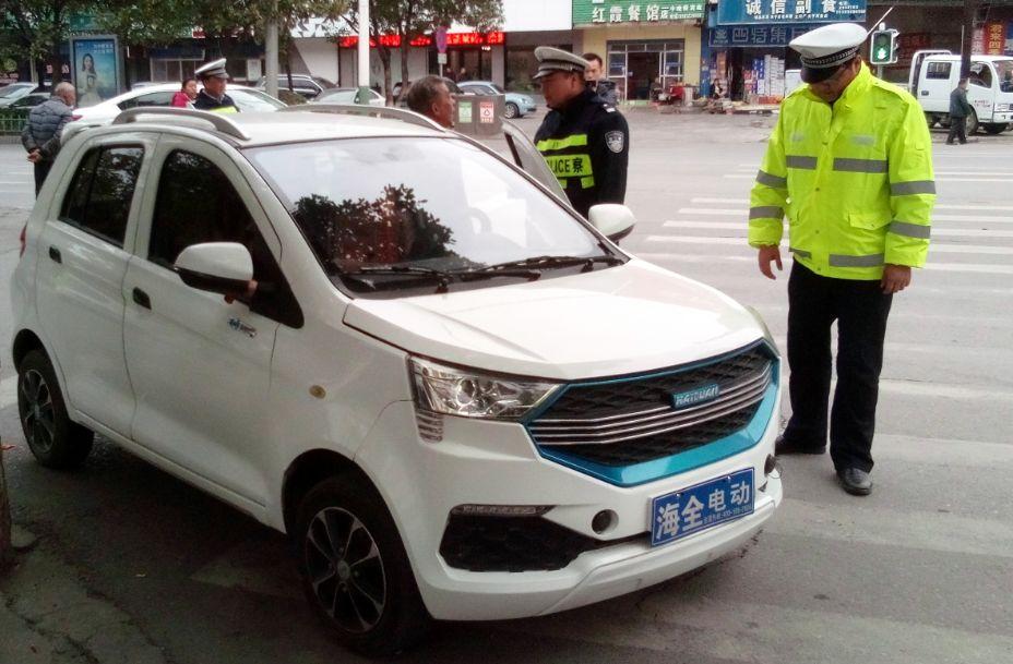 电动汽车正式收编老年代步车，低速电动车9月即将迎来大洗牌