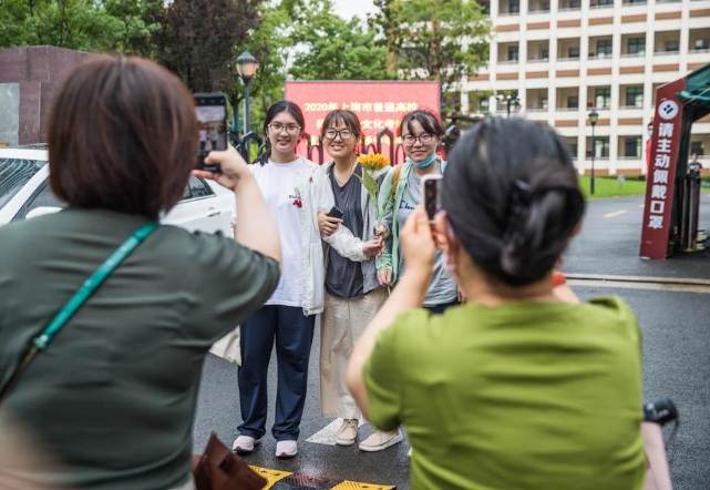 英语“用处”并不大，将其踢出高考呼声越来越高，教育部这样回复