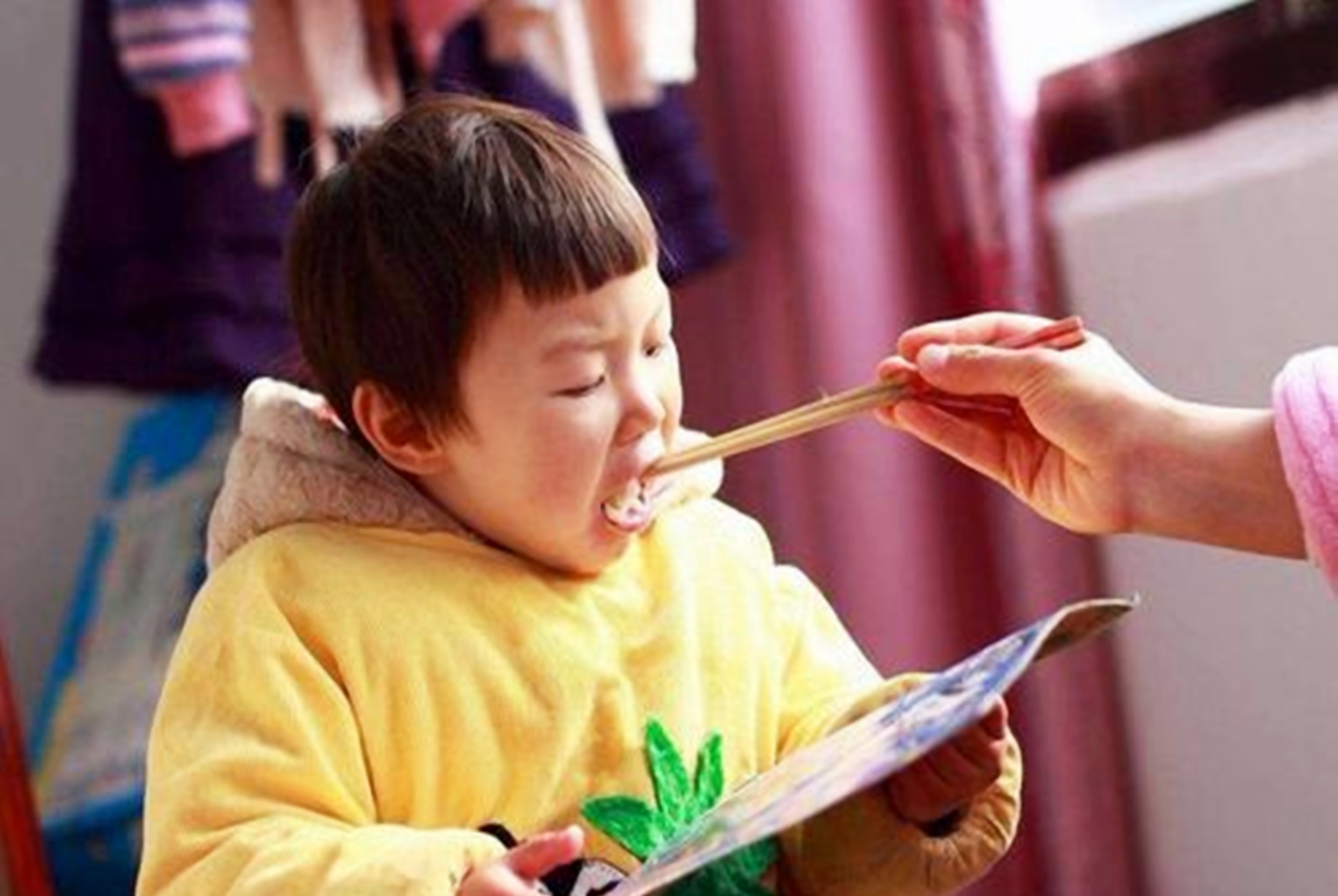 日本妈妈给孩子的便当走红:原来饭渣孩子的救星,就隐藏在餐具中