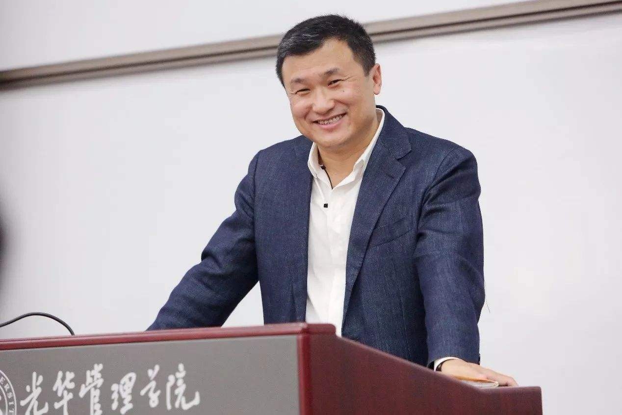 文明之光：从传统智慧到现代和谐的跨越之旅